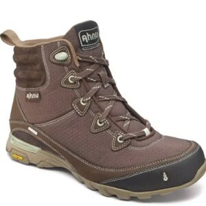 Ahnu Sugarpine Waterproof Hiking Boots - size Women's US 6